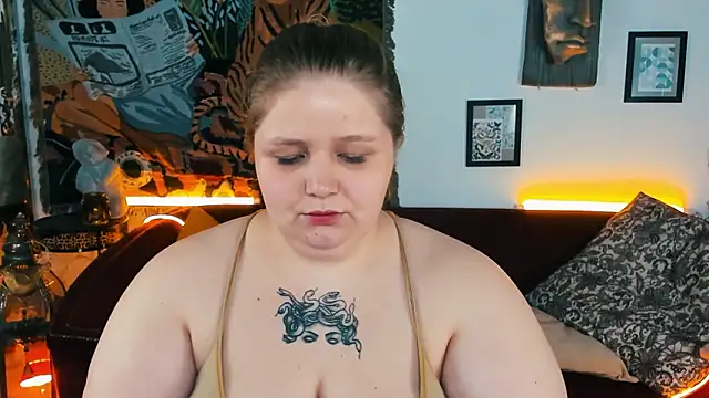 SladaDell 现场XXX聊天