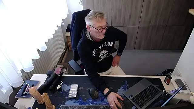 randyandy67 即時 XXX 聊天