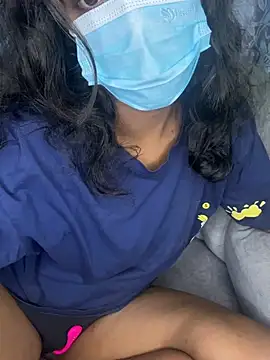 SukiyamaAsia's Live XXX Chat