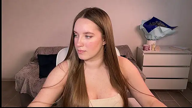 EvaMaddison 现场XXX聊天