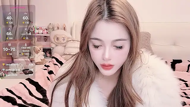 Sophia-000's Webcam Show