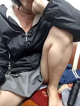 Haralushiaaa Show in webcam