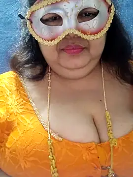 tamilthanushri's Live XXX Chat