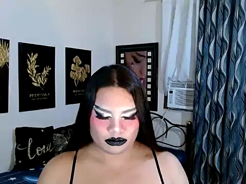 TSbrianaHugeCock Adlı Modelin Canlı XXX Sohbeti