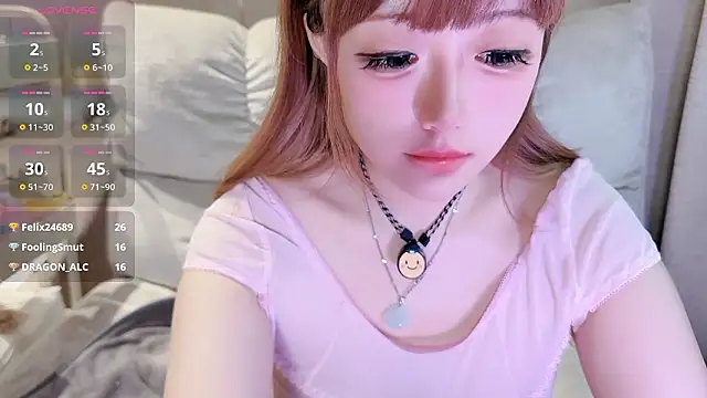 eveminii 在線直播表演