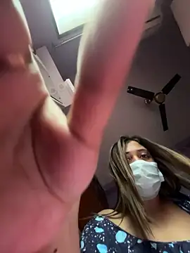 عرض كام Tokensmakemehorny