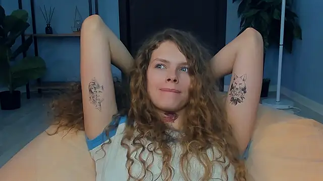 Chat XXX en directo de RayaNenlia