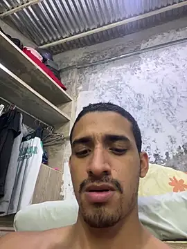 ikaro21's Live XXX Chat