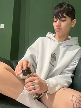 ravenryx's Live XXX Chat