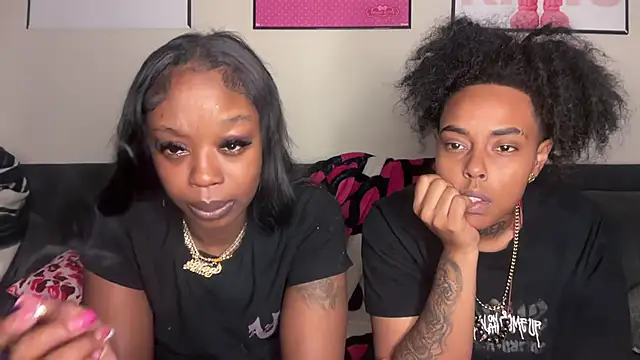 Živý XXX chat sevynsexysinss