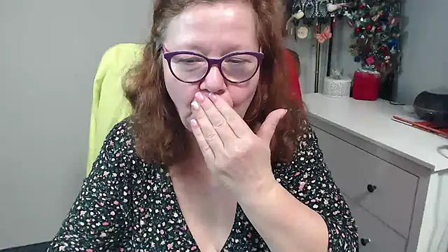 Adelewildx Chat XXX live