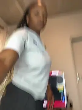 Czat XXX na żywo – slimcateee