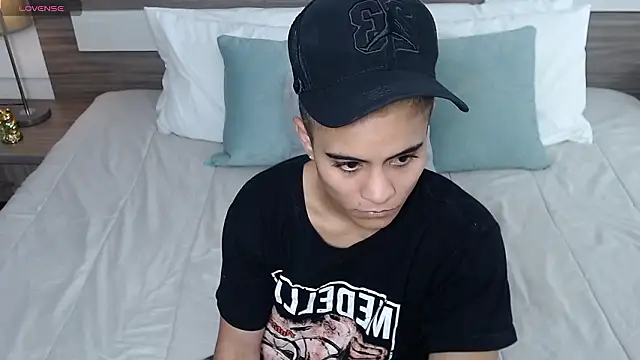 Liiamthompson 即時 XXX 聊天