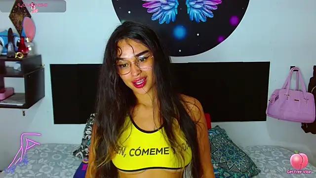 Ana_Riderr Adlı Modelin Canlı XXX Sohbeti