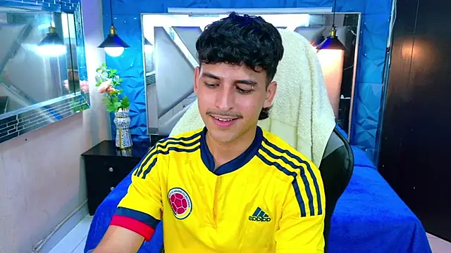 Chat +18 de Alan_Del_Reyx ao vivo