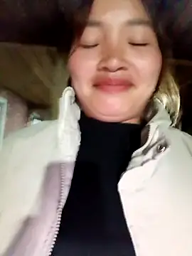 sowbibi's Live XXX Chat