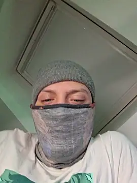 Ghost_Pie: онлайн-секс-чат