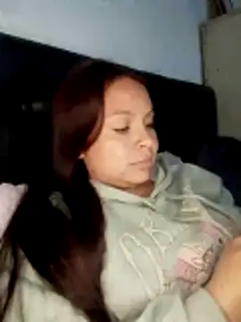 EntoncesIrene's Live XXX Chat