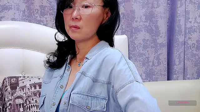 S_andra_: διαδικτυακό σόου στην κάμερα