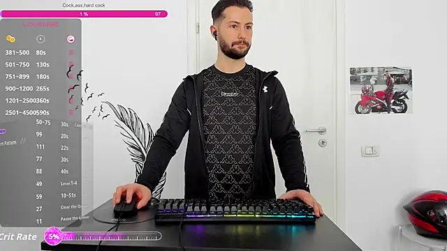 ZackFraser Adlı Modelin Canlı XXX Sohbeti