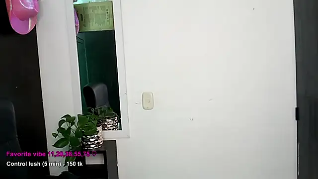 Andy_Roses' Live XXX Chat