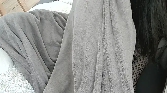 CeriseLapine Adlı Modelin Canlı XXX Sohbeti