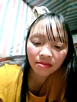 Minkine022: онлайн-секс-чат