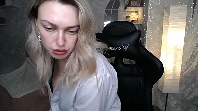 NickyAdamidi – Naživo XXX chat