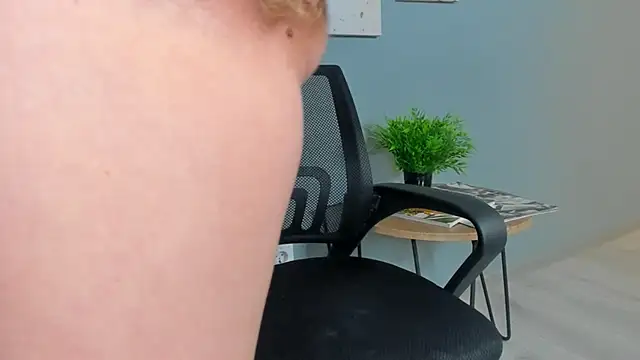 Živý XXX chat LilianSwall