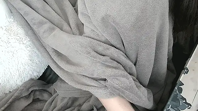 CeriseLapine live XXX chat