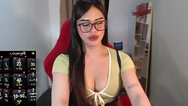 RebeccaTs live XXX chat