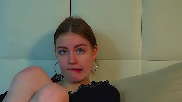 SofiaSarvain 现场XXX聊天