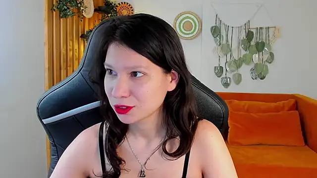 SaraDenars' Live XXX Chat