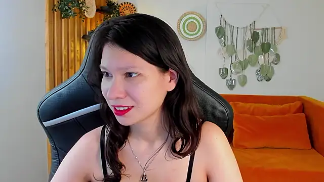 دردشة SaraDenars الجنسية المباشرة