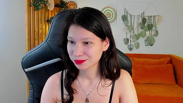 دردشة SaraDenars الجنسية المباشرة