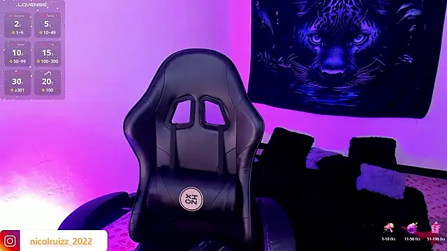 Nicolle_Ruizz: онлайн-секс-чат