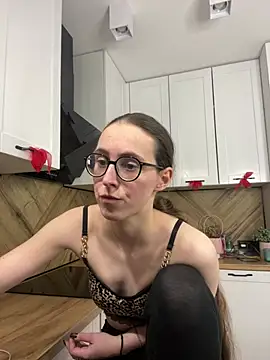 MartiniiSelenna élő XXX-chatje