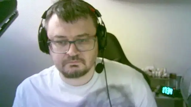 SirAbuser 即時 XXX 聊天