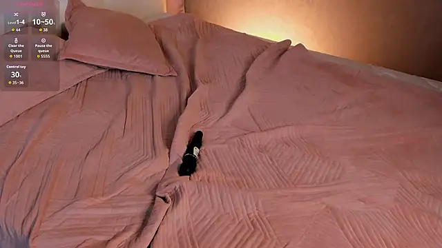 LuxEverly élő XXX-chatje