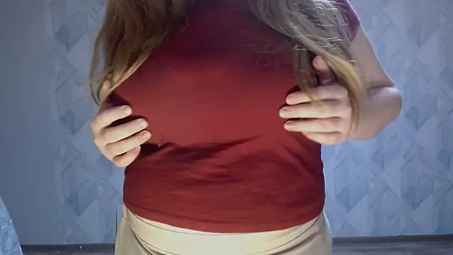 Melina_Hot09 即時 XXX 聊天