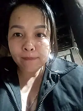 roachan_1 即時 XXX 聊天