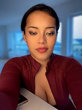 Chatroom XXX en direct de Risky_Workouts