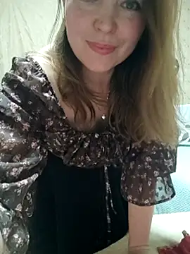 Show modela VselenaSun402 na web-kameri