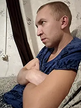 Chatroom XXX en direct de _uncle_Mitya-43_