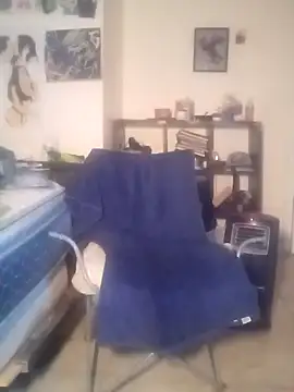 k1oudE webkamerás műsora