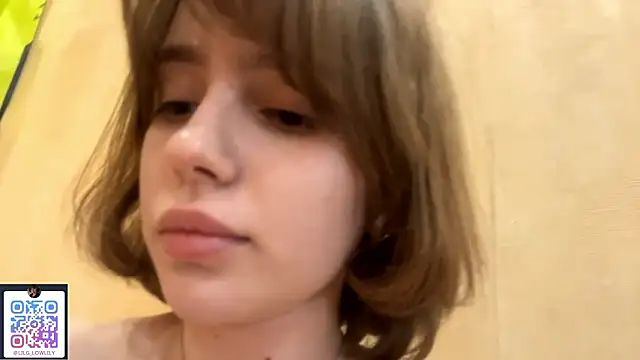 lil_glow's Live XXX Chat