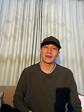 CNYASTUR's Live XXX Chat