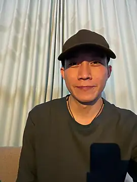 دردشة CNYASTUR الجنسية المباشرة