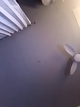 bimexpoexist Adlı Modelin Canlı XXX Sohbeti