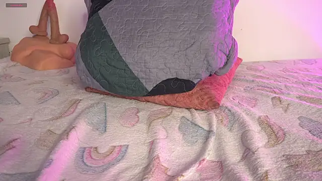 pocahotass_11's Live XXX Chat